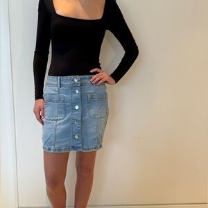 Suzy Shier Light Blue Button-Front Mini Skirt